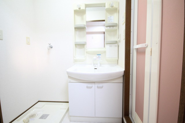 ＦＪ日進通の洗面所