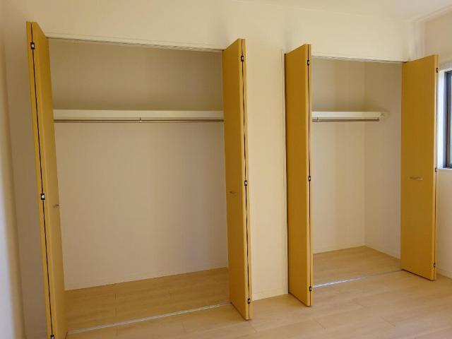 綱理ハウスの収納|クローゼット