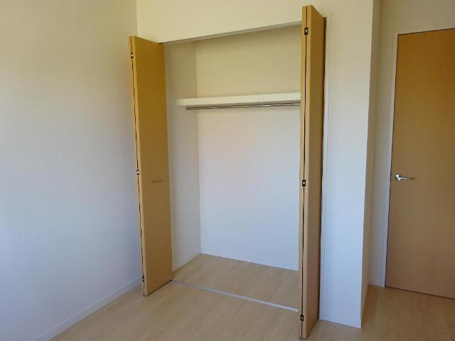 綱理ハウスの収納|クローゼット