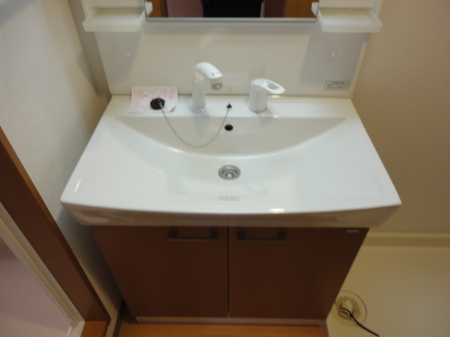 ガーデン仲田の洗面所|洗髪洗面化粧台