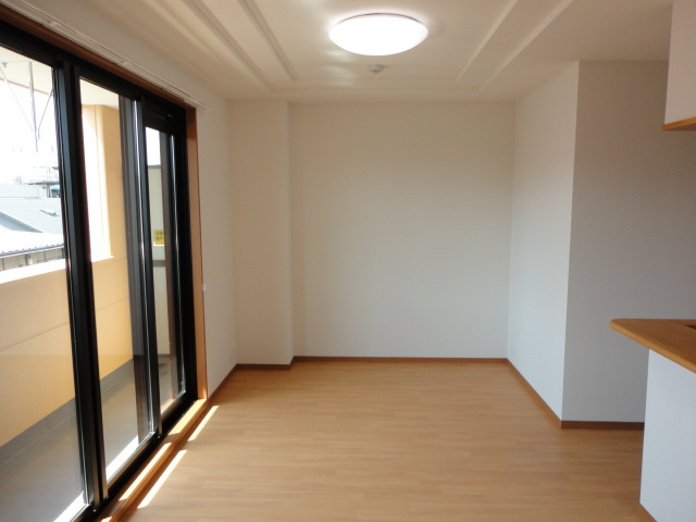 ガーデン仲田の居間・リビング|リビング