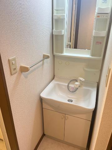 トゥインクルの洗面所|洗髪洗面化粧台