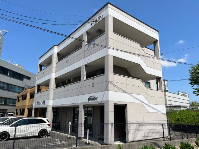 グランディスの外観|外観写真（昼）