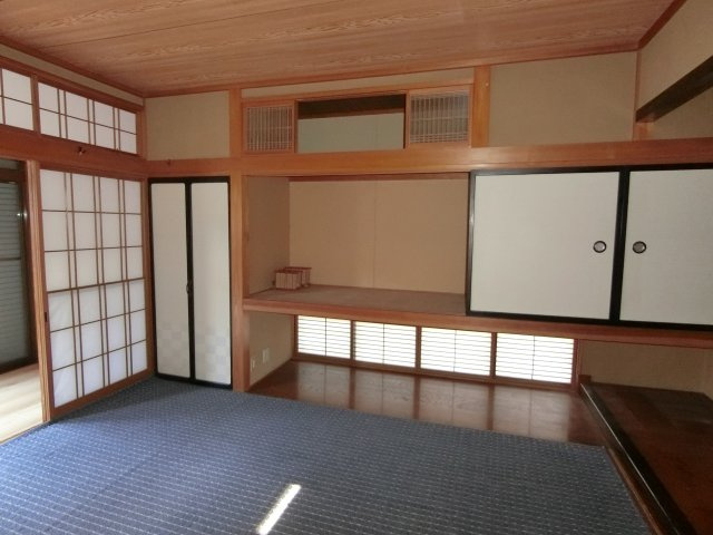 茂原市茂原1581　中古売り戸建ての和室