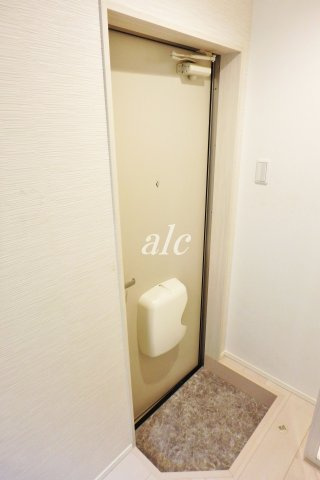 ハーモニーテラス方南Ⅱの玄関