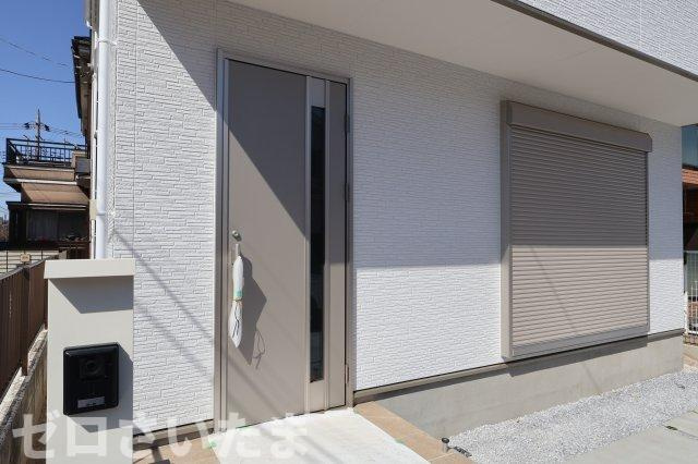 《仲介手数料無料》上尾市浅間台３丁目9-11新築一戸建てテラシエの玄関