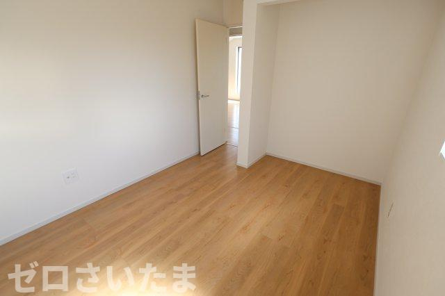 《仲介手数料無料》上尾市浅間台３丁目9-11新築一戸建てテラシエの洋室