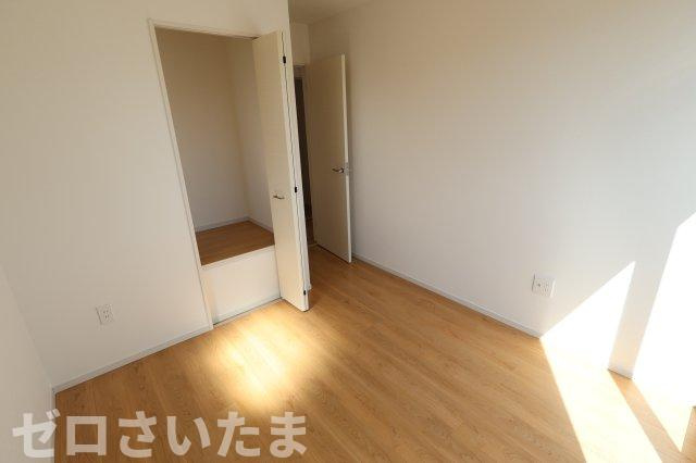 《仲介手数料無料》上尾市浅間台３丁目9-11新築一戸建てテラシエの洋室