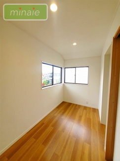 【その他】 | 小学校11分　中学校８分　再生住宅　リフォーム〇　南三咲 | 販売現地