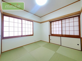 【和室】 | 小学校11分　中学校８分　再生住宅　リフォーム〇　南三咲 | 販売現地
