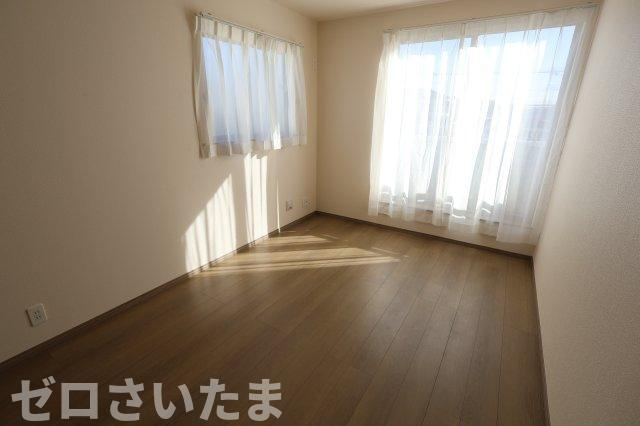 《仲介手数料無料》上尾市大字上尾下1056-1新築一戸建てハートフルタウンの洋室