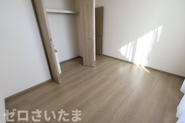 《仲介手数料無料》上尾市大字上尾下1056-1新築一戸建てハートフルタウンの洋室