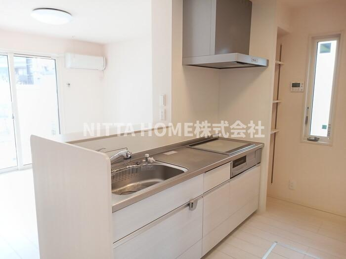 コンフォルトミハマのキッチン|開放感のあるカウンターキッチンです◎