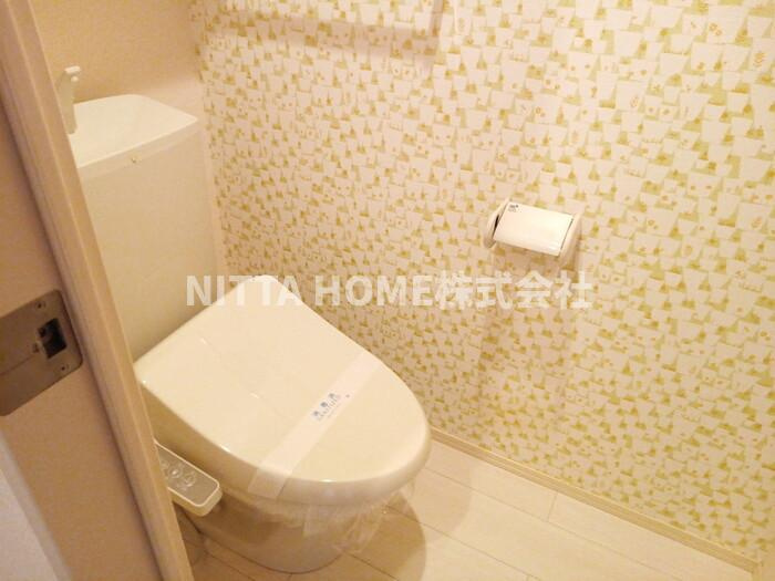 コンフォルトミハマのトイレ|温水洗浄暖房機能がついているトイレです★