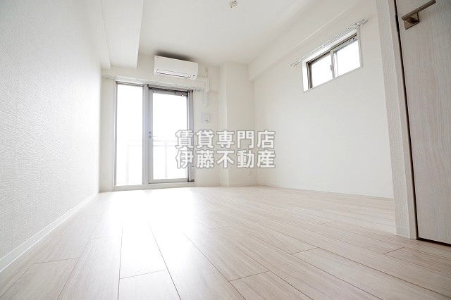 エスリード名城公園プライムの洋室