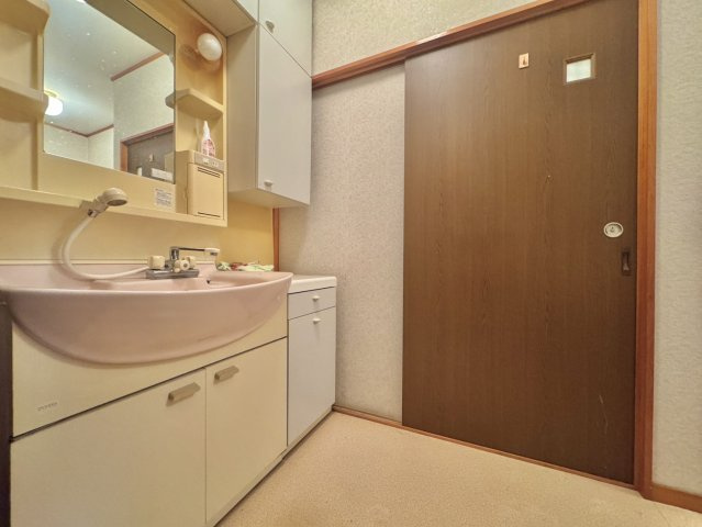 土浦市中村南中古戸建の洗面所