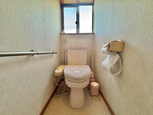 土浦市中村南中古戸建のトイレ