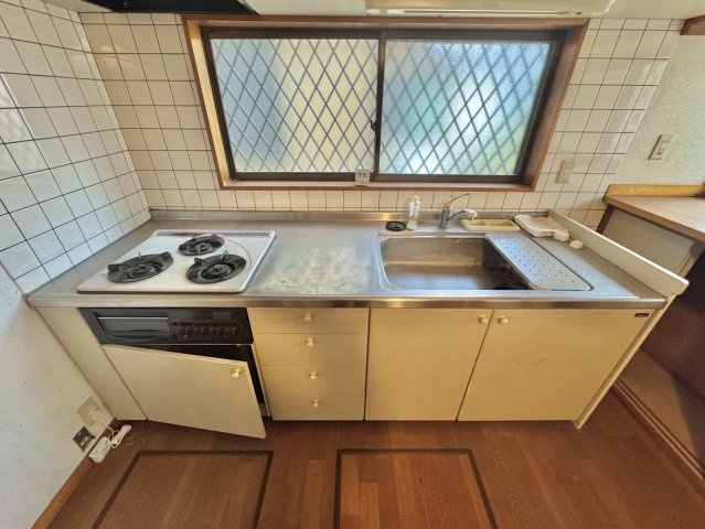 土浦市中村南中古戸建のキッチン