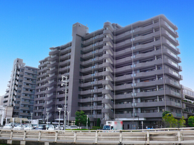 藤和シティホームズ江坂Ⅱの外観