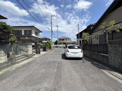 【前面道路含む現地写真】 | 坂本２丁目　限定1区画