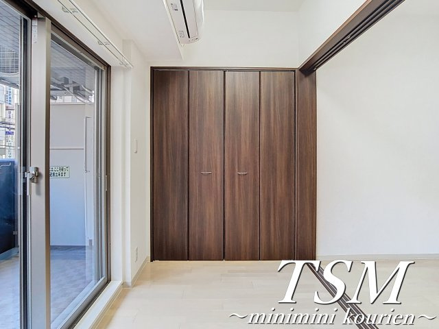 シェリロ香里園の洋室