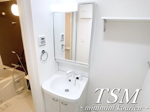 シェリロ香里園の独立洗面台