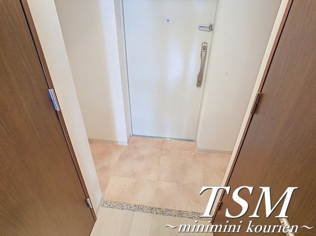 シェリロ香里園の玄関