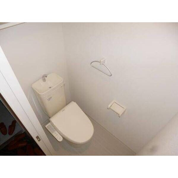 プレディアスタイル博多のトイレ