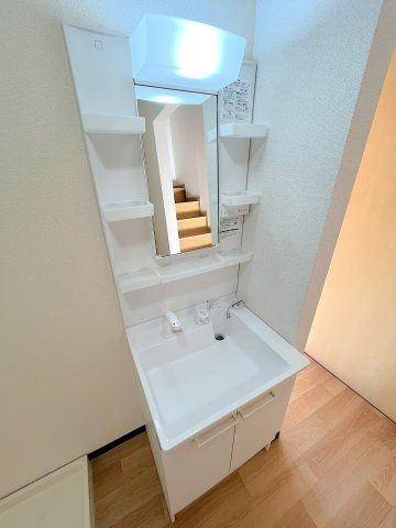 ソフィアM　Ⅰの独立洗面台