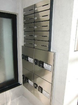 【その他共用部分】 | セレーノ上高田 | 宅配ボックス完備！