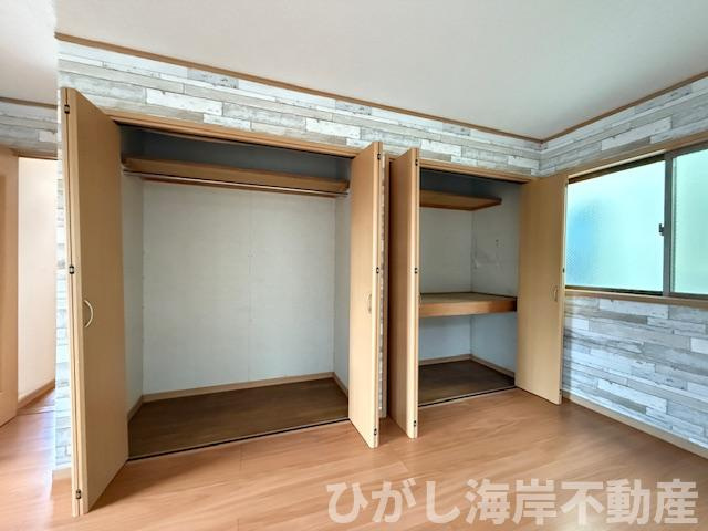 茅ヶ崎市西久保　中古戸建の収納|12月6日撮影　新規リフォーム中　各居室　収納スペース付き