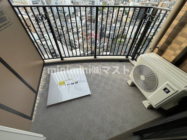 Luxe大阪城南のバルコニー