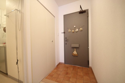 【玄関】 | カネボウ琵琶湖アーバンプラザ | 大容量収納のある玄関