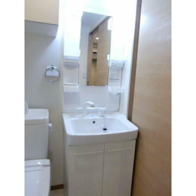 【独立洗面台】 | ルボワ平喜 | 独立洗面台で身支度をすべて済ませてしまいましょう