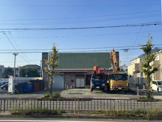 原田貸倉庫の外観