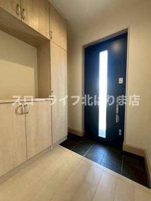 【玄関】 | 加東市多井田3期1号棟