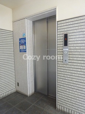 【その他共用部分】 | ベルデュール楓 | エレベーターホールです。