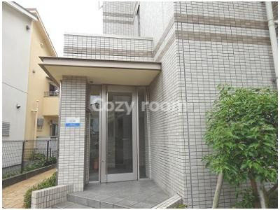 【エントランス】 | ベルデュール楓 | 毎日通るエントランスはこのようになっています