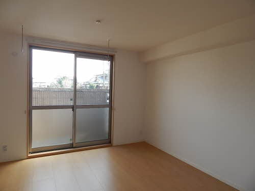 パストラル久留米　Ｂ棟　の居間・リビング