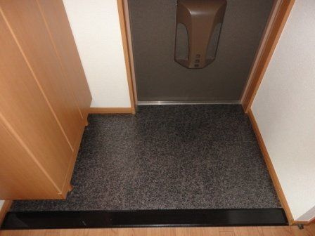 スティ・マキの玄関|落ち着いた玄関です