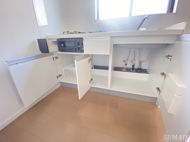 山一東尾久ステーツの収納|キッチン下収納です☆