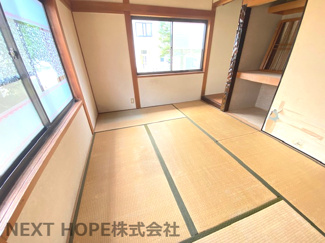 【和室】 | 豊能町希望ヶ丘5丁目中古戸建 | 1階和室６.5帖です♪押入れ・床の間も設けられております！足を伸ばして寛げる居室です(^^)