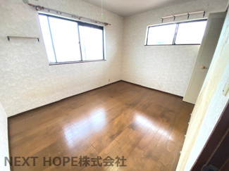 【洋室】 | 豊能町希望ヶ丘5丁目中古戸建 | ２階洋室６帖です♪たいへん明るい室内です！！ぜひ現地でご確認ください(^^)お気軽にネクストホープ不動産販売までお問い合わせを！！