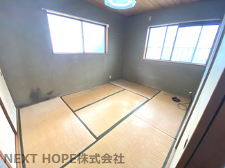 【和室】 | 豊能町希望ヶ丘5丁目中古戸建 | ２階和室６帖です♪足を伸ばして寛げる居室です！お好きなリフォームを楽しんでみませんか？