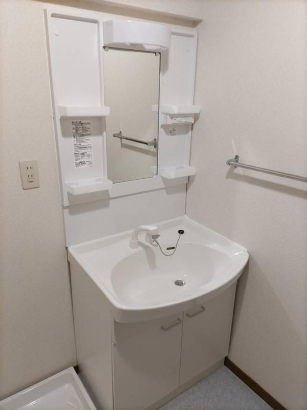 キャッスル32の洗面所