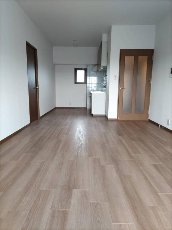 キャッスル32の居間・リビング