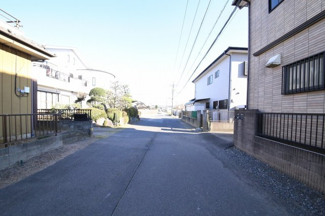 東大輪土地の前面道路含む現地写真|東側方向