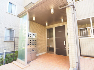 【エントランス】