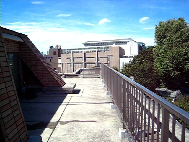 【バルコニー】