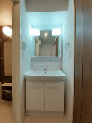 【洗面所】 | カーサエスカリエ